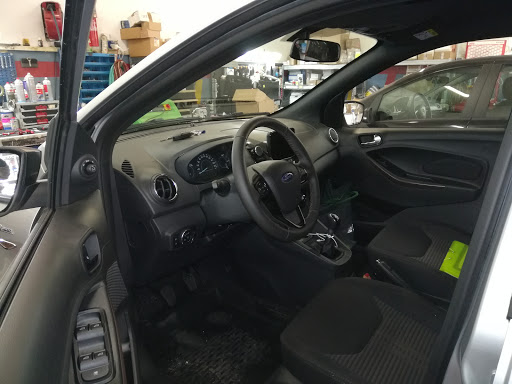 Hi-Fi Car System | Centri Masters - Thumbnail