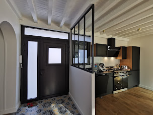 Photo n°7 de SARL LE QUERE à Chenôve (Fournisseur de fenêtres)