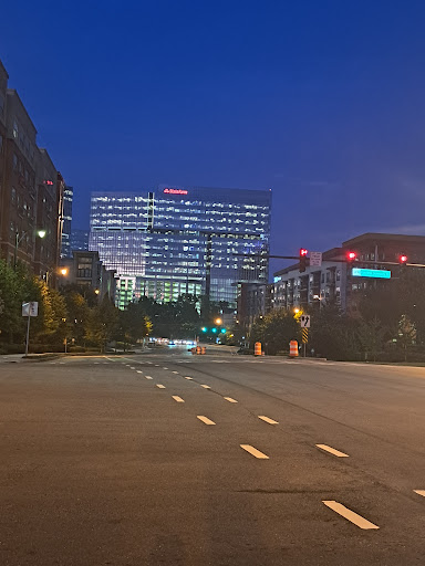 Hammond Dr NE & Peachtree Dunwoody Rd - Thumbnail