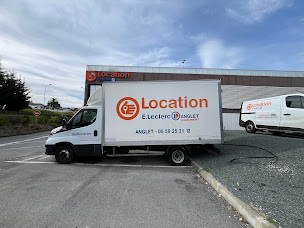 Photo n°2 de E.Leclerc Location à Anglet (Agence de location de fourgonnettes)