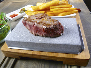 Photo n°32 de Le Phoenix à Plestin-les-Grèves (Restaurant de grillades)