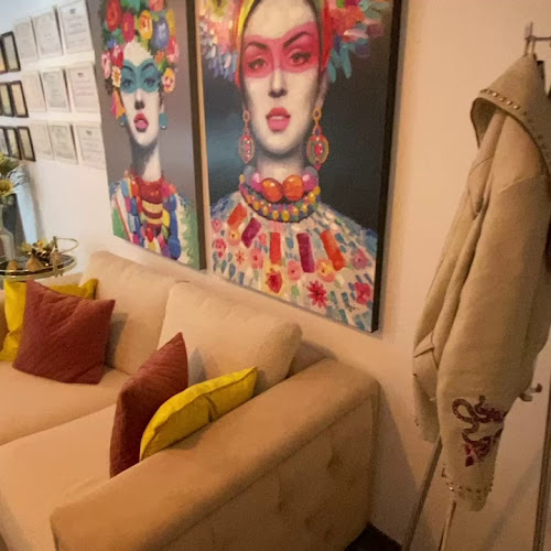 Opinii despre Hamsa Beauty în Comuna Corbeanca - Salon de înfrumusețare