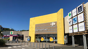 Photo n°13 de Centre commercial Carrefour Quimper à Quimper (Boutique de cigarettes électroniques)