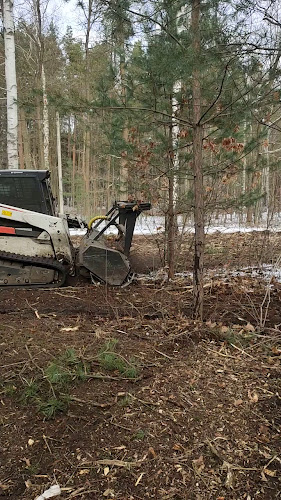 Opinii despre Czyszczenie działek mulczer în Piaseczno - Ogrodnik