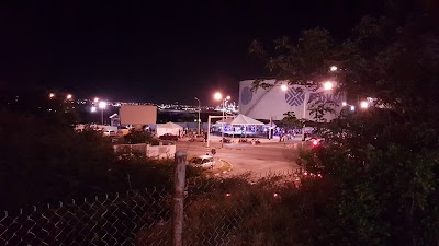 Photos of Post 5 Isla Refinery