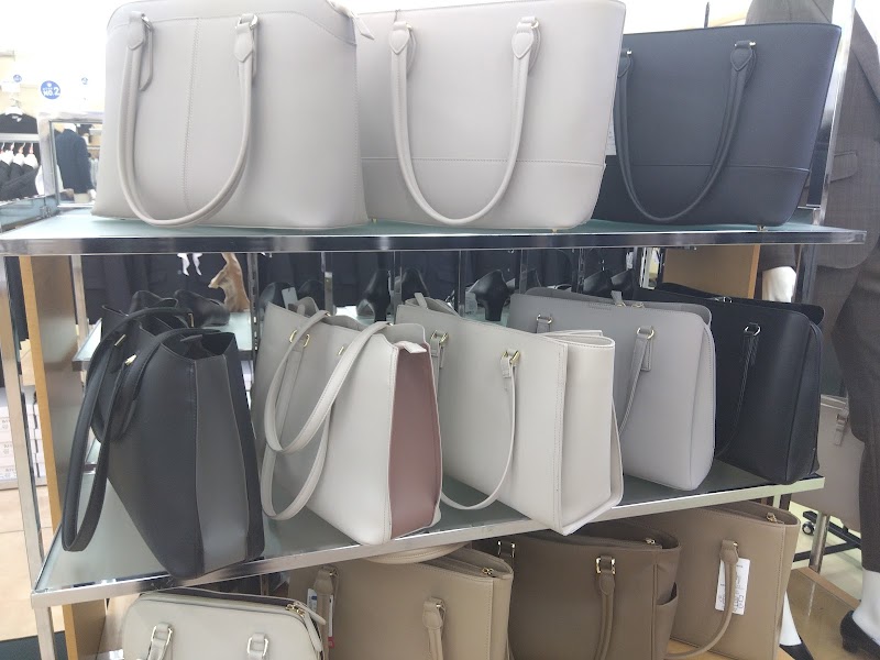 洋服の青山 廿日市地御前店