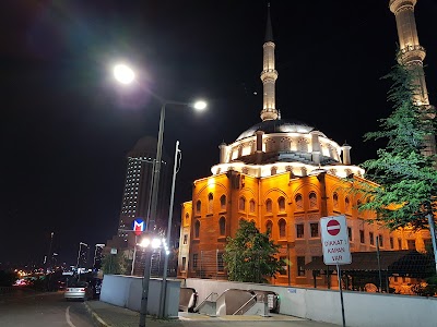 İSTOÇ Cami