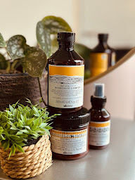 Photo n°17 de Salon Dojem DECINES à Décines-Charpieu (Salon de manucure)