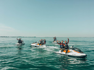 Photo n°3 de Espace Crouesty - Randonnées en Jet-Ski avec ou sans permis à Arzon (Service de location d'équipements de sports nautiques)