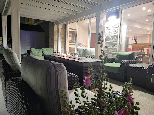Holiday Inn Express & Suites Moundsville, an IHG Hotel Gallery - United States