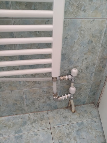 Υδραυλικός Ηλίας Ντόκος - Υδραυλικός