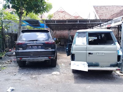 Photos of Bengkel Yudi Cet