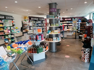 Photo n°3 de Pharmacie des Marronniers à Vernouillet (Pharmacie)