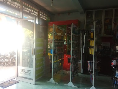 Photos of Avi Computer