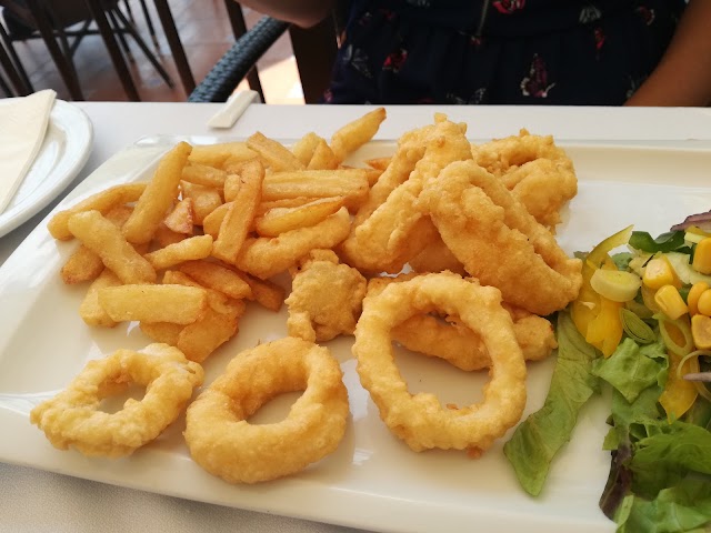 Restaurante El Roque De Los Pescadores