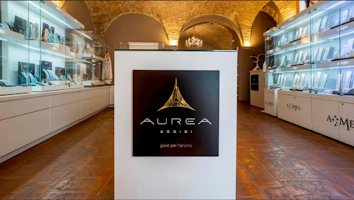 Aurea Assisi - Visual