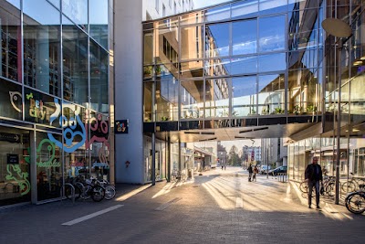 Photos of P&auml;rnu Center