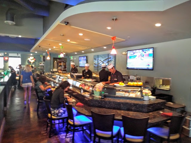 Mizu Sushi Bar & Grill