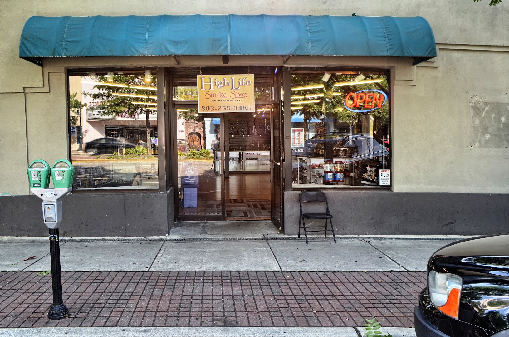 High Life Smoke Shop photo 1