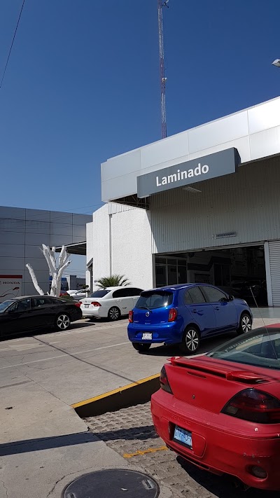 Photos of 🌐 Honda ROCA Seminuevos y Laminado