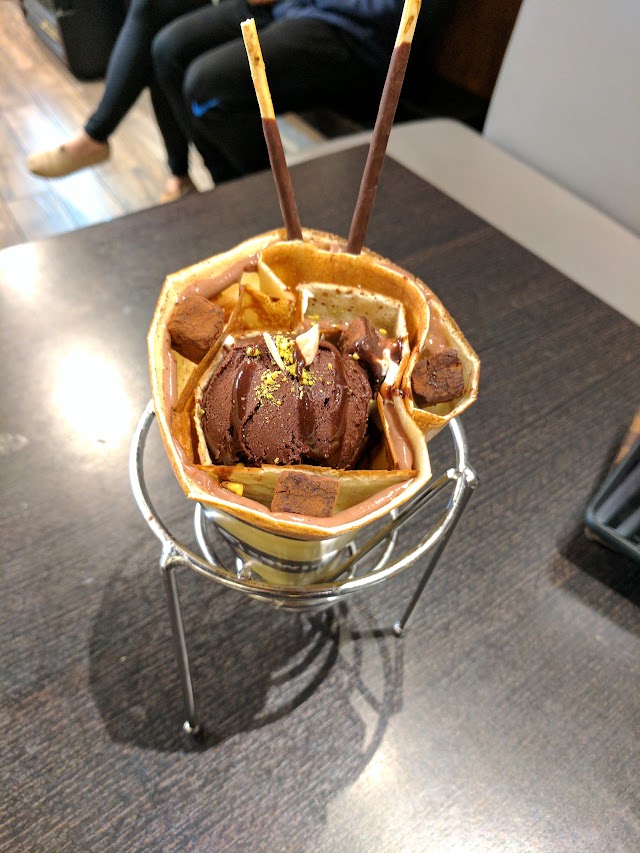 T-Swirl Crepe