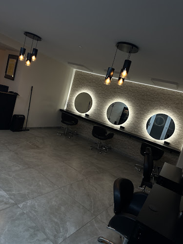 Ö𝘻𝘭𝘦𝘮 𝘌𝘳𝘤𝘪𝘯 𝘏𝘢𝘪𝘳𝘱𝘢𝘭𝘢𝘤𝘦