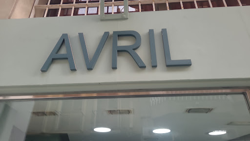 Avril - Thumbnail