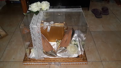 Photos of Def' Laundry And Florist