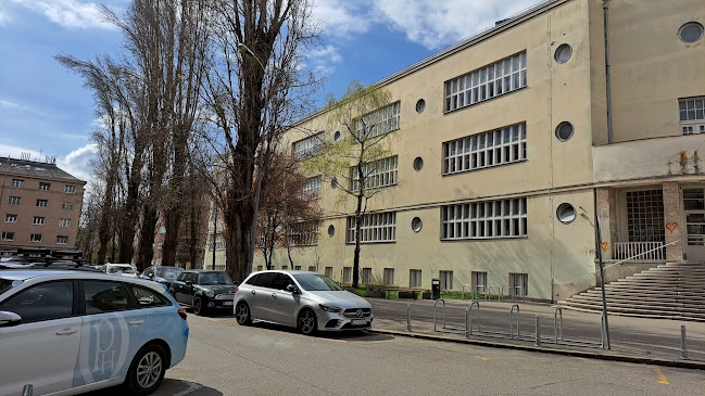 Recenzije Klasicna gimnazija u Zagreb - Škola