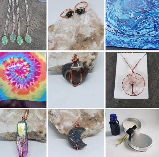 Howes' Craft Studio - Visual
