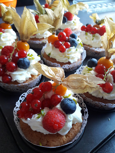 Lanies Cakery - Thumbnail