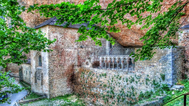 Monasterio nuevo de San Juan de la peña