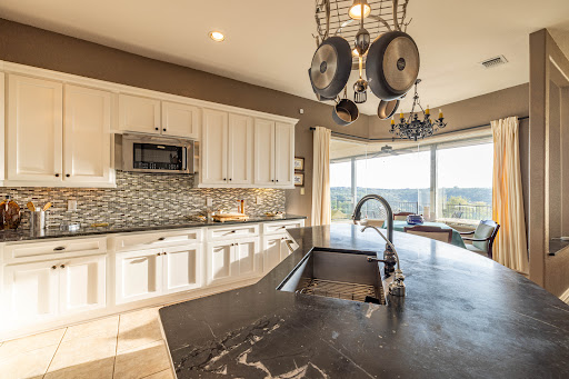 Trophy Properties - Visual