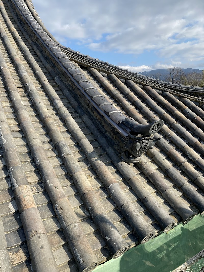 鈴木瓦工務店株式会社