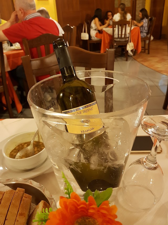 Ristorante Pizzeria Da Teodoro (MONTEFUSCO - UNICA SEDE )