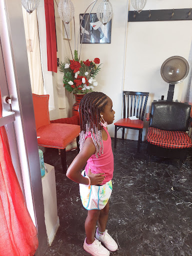 Mo'Hair Beauty Salon - Thumbnail