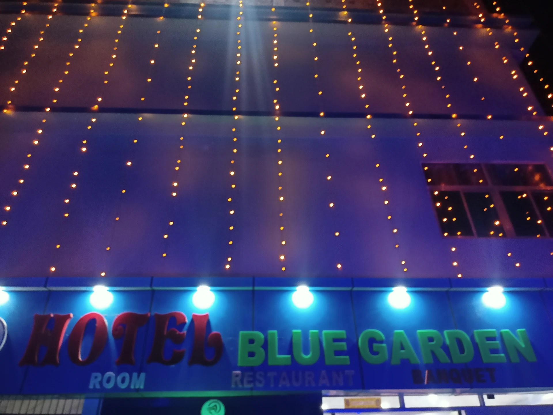 Hotel blue garden