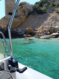 Photo n°15 de Bateau Marseille Calanques à Marseille (Agence d'excursions en bateau)