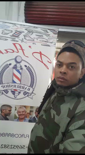 Teléfono de The Flaco Barber