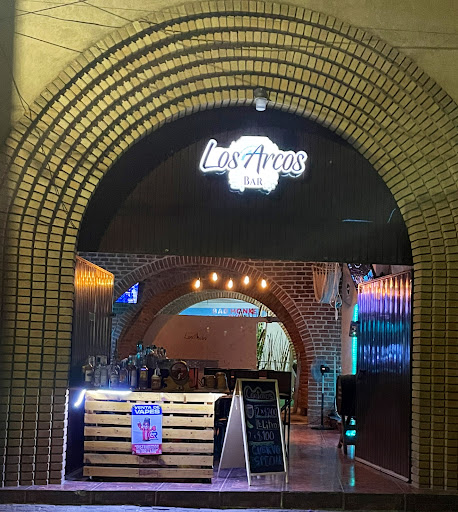 Los Arcos bar tequila