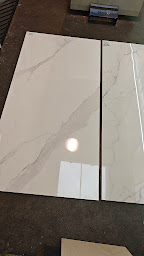 Photo n°24 de Idéal Carrelage Compiègne à Longueil-Annel (Carreleur)