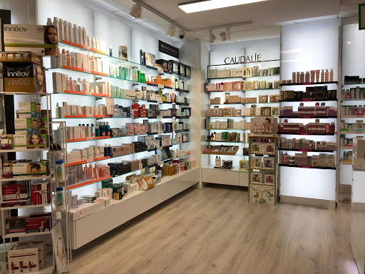 Pharmacy Los Angeles - Thumbnail