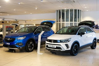 Invicta Chelmsford, Vauxhall Servicing