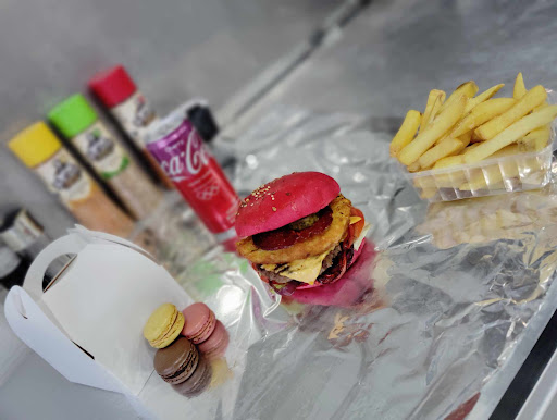 Photo 1 - Snack y pollo