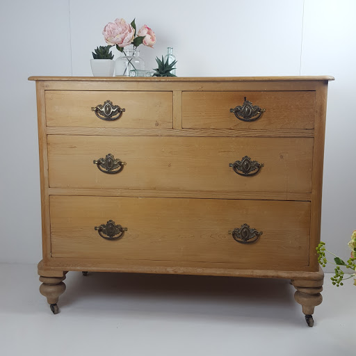 Statement Furniture - Thumbnail