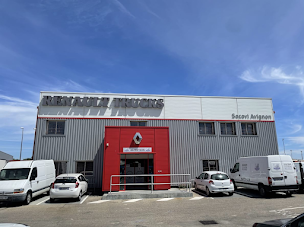 Photo n°1 de Ippolito Mobilités Carrosserie • Avignon à Avignon (Atelier de réparation automobile)