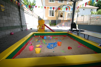 Photos of Sky Rainbow Nursery