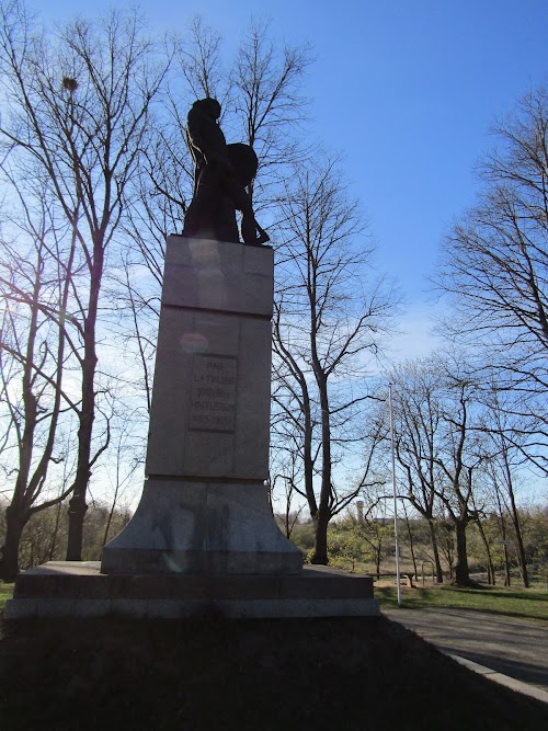 Bauskas pilskalna vieta