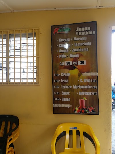 Photos of Cafeteria Peralta