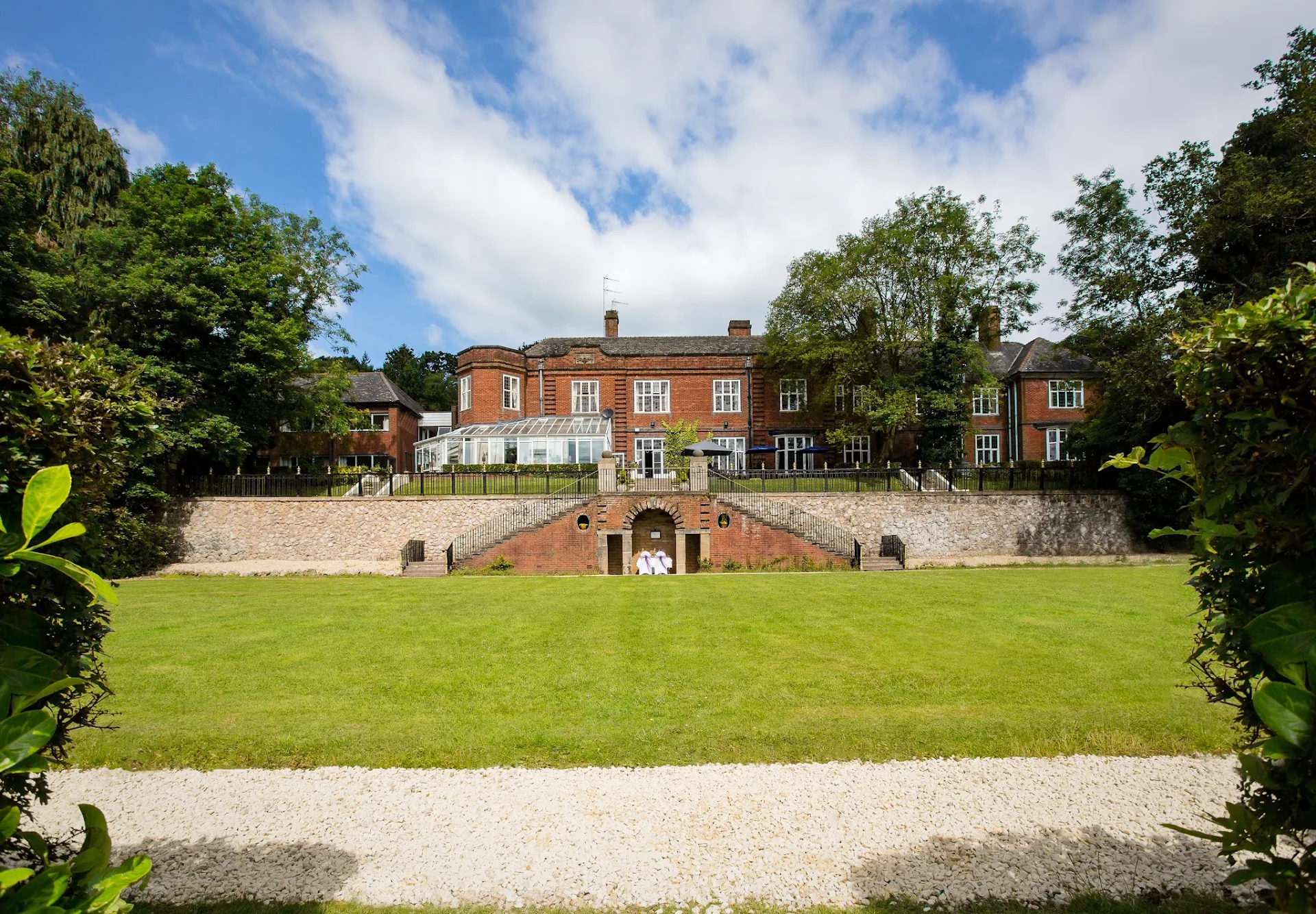 Southcrest Manor Hotel, Best Western Signature Collection